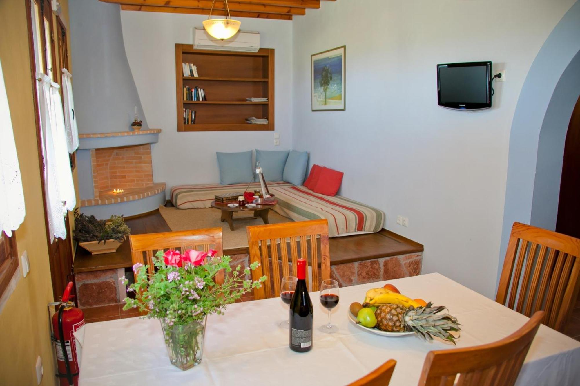 Petroto Villas Kiotari Room photo